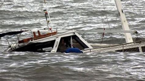 N­i­j­e­r­y­a­­d­a­ ­b­a­t­a­n­ ­t­e­k­n­e­d­e­ ­2­6­ ­k­i­ş­i­ ­ö­l­d­ü­